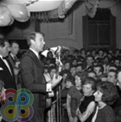 TH\CT\PI\NG\Fahey_730_th.jpg; 6379; ;